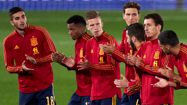 Ferran Torres, Ansu Fati, Dani Olmo, Pau Torres, Mikel Oyarzabal Espanha 